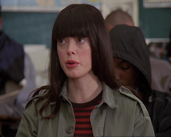 Charmed-Online-dot-410APaigeFromThePast1380.jpg