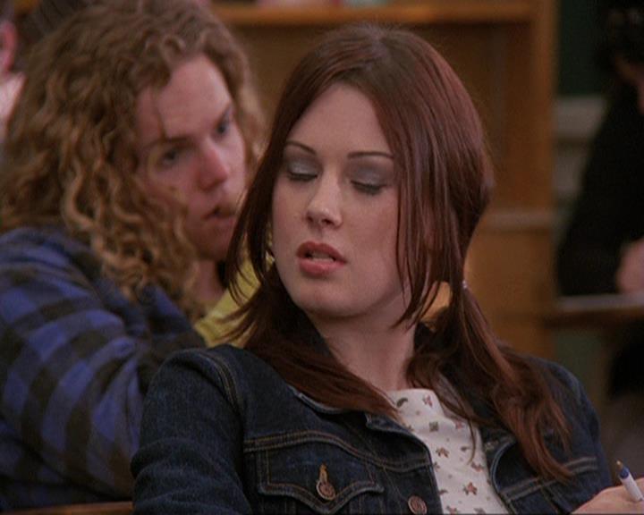 Charmed-Online-dot-410APaigeFromThePast1381.jpg