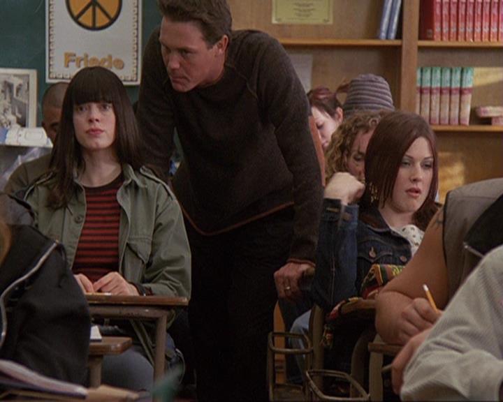 Charmed-Online-dot-410APaigeFromThePast1389.jpg
