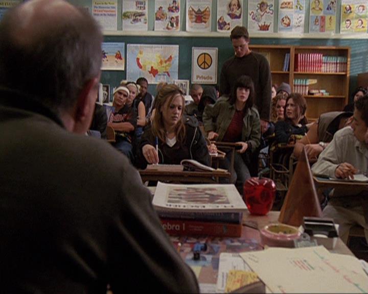 Charmed-Online-dot-410APaigeFromThePast1405.jpg