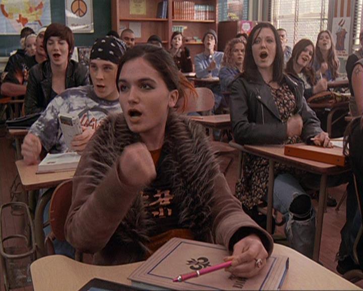 Charmed-Online-dot-410APaigeFromThePast1411.jpg