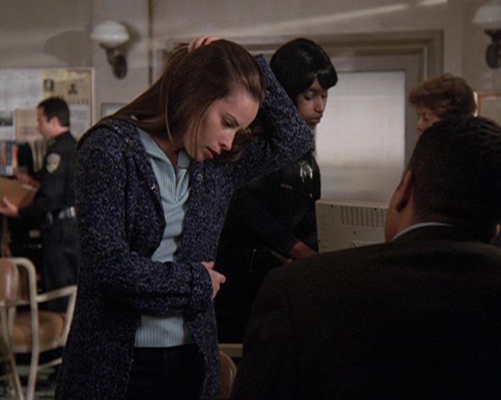 Charmed-Online-dot-410APaigeFromThePast1429.jpg