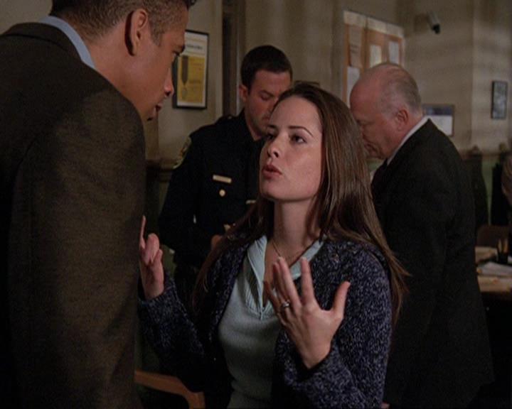 Charmed-Online-dot-410APaigeFromThePast1450.jpg