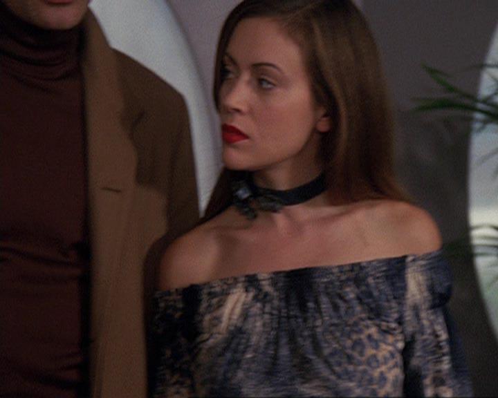 Charmed-Online-dot-410APaigeFromThePast1511.jpg