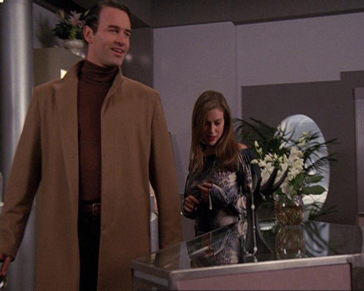 Charmed-Online-dot-410APaigeFromThePast1520.jpg