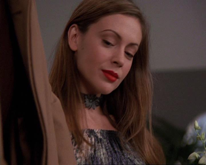 Charmed-Online-dot-410APaigeFromThePast1525.jpg