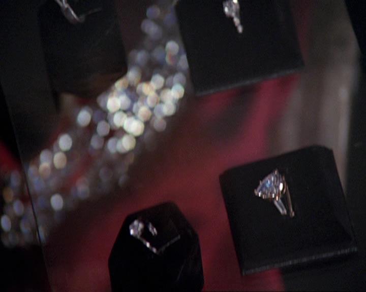 Charmed-Online-dot-410APaigeFromThePast1533.jpg