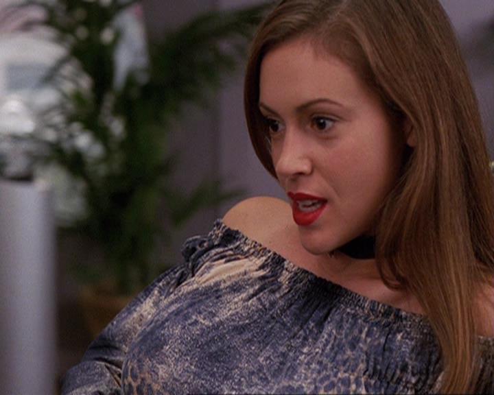 Charmed-Online-dot-410APaigeFromThePast1575.jpg