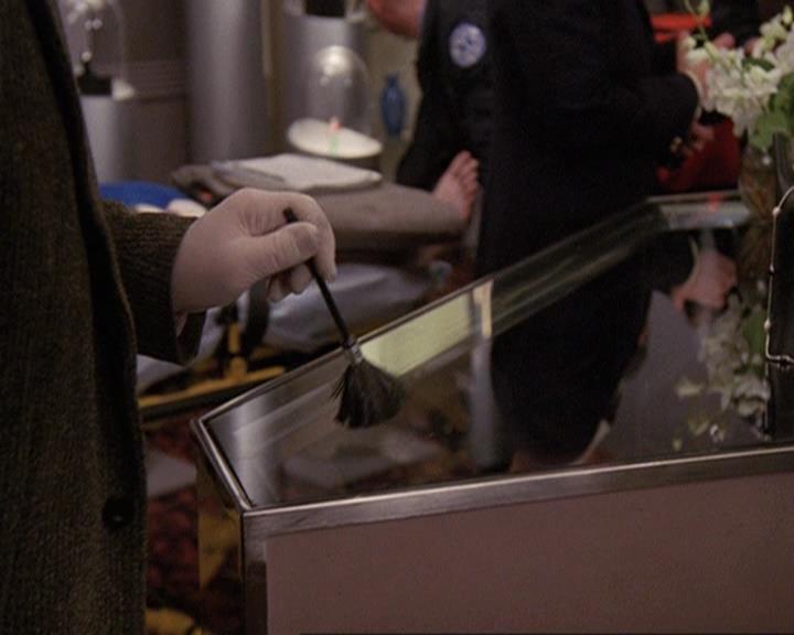 Charmed-Online-dot-410APaigeFromThePast1621.jpg