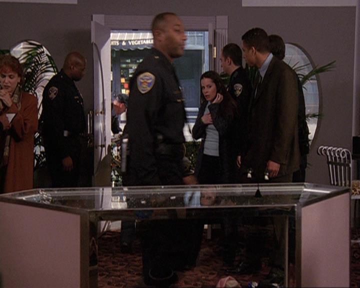 Charmed-Online-dot-410APaigeFromThePast1630.jpg