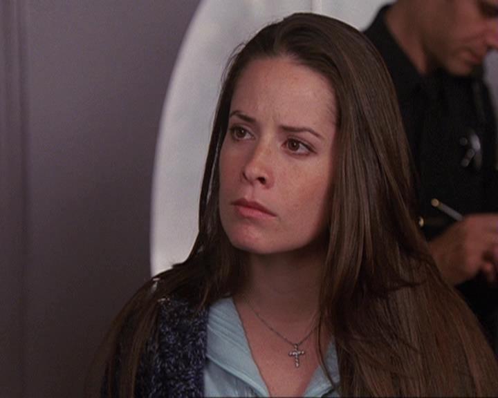 Charmed-Online-dot-410APaigeFromThePast1638.jpg