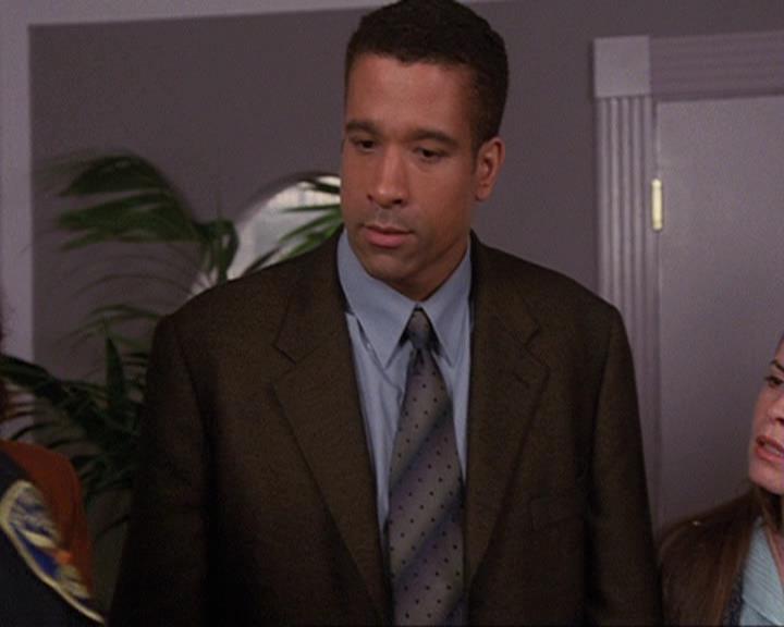 Charmed-Online-dot-410APaigeFromThePast1643.jpg