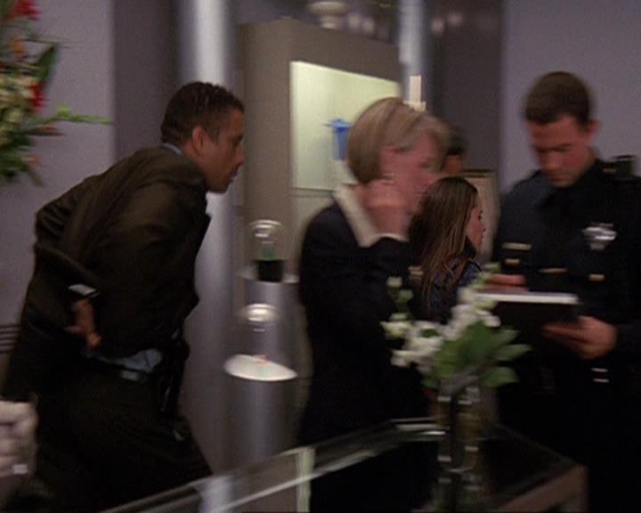 Charmed-Online-dot-410APaigeFromThePast1721.jpg