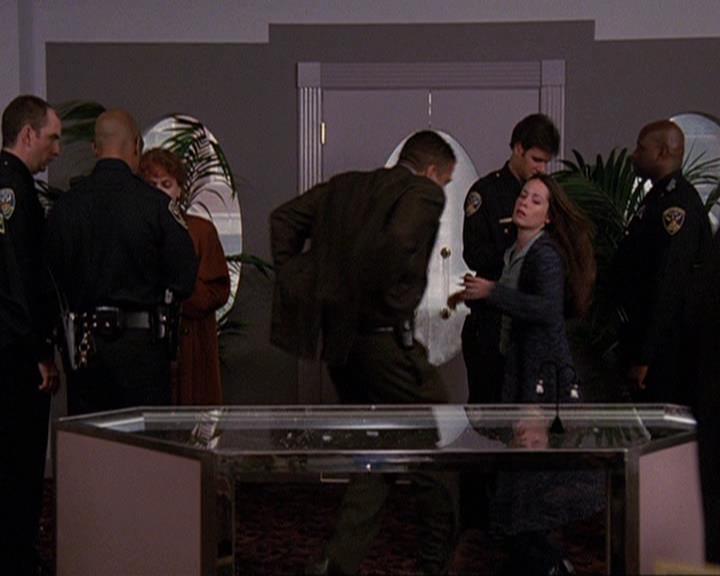 Charmed-Online-dot-410APaigeFromThePast1723.jpg