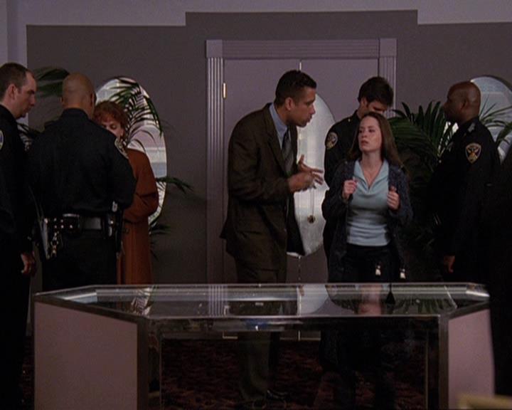 Charmed-Online-dot-410APaigeFromThePast1724.jpg