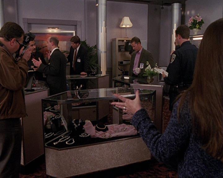 Charmed-Online-dot-410APaigeFromThePast1728.jpg