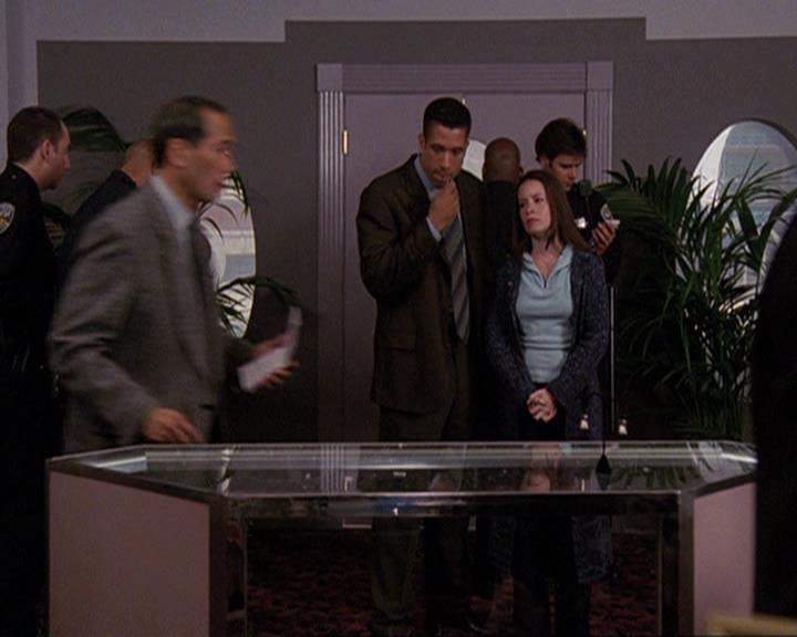 Charmed-Online-dot-410APaigeFromThePast1730.jpg