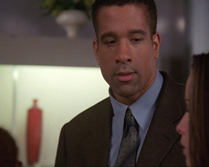 Charmed-Online-dot-410APaigeFromThePast1751.jpg