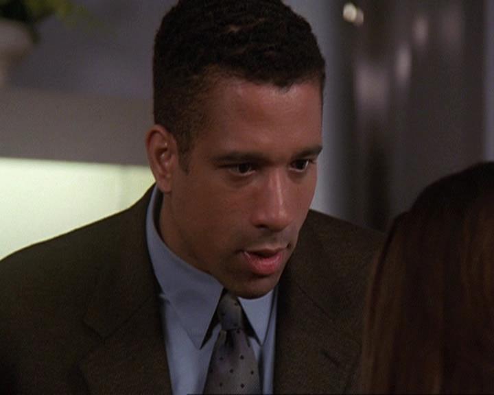 Charmed-Online-dot-410APaigeFromThePast1764.jpg