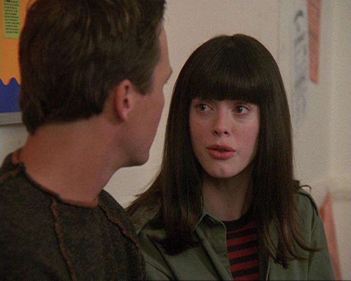 Charmed-Online-dot-410APaigeFromThePast1790.jpg