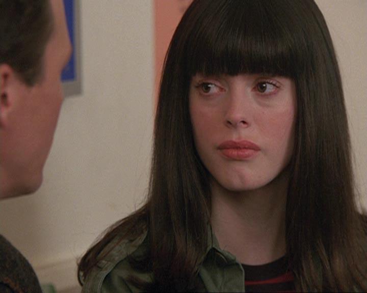 Charmed-Online-dot-410APaigeFromThePast1822.jpg