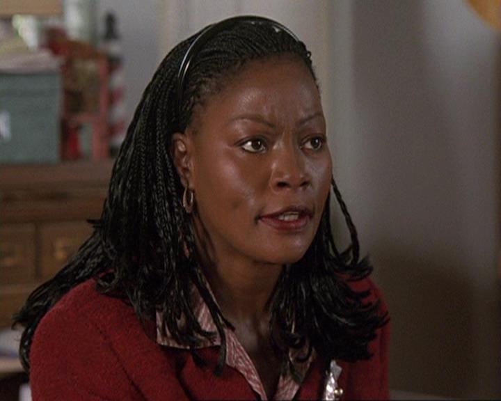 Charmed-Online-dot-410APaigeFromThePast1844.jpg