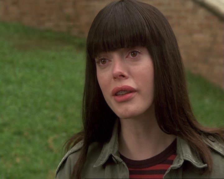 Charmed-Online-dot-410APaigeFromThePast1881.jpg