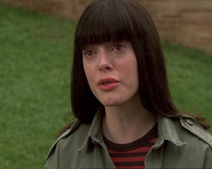 Charmed-Online-dot-410APaigeFromThePast1901.jpg