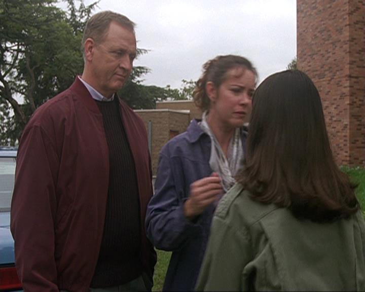 Charmed-Online-dot-410APaigeFromThePast1946.jpg