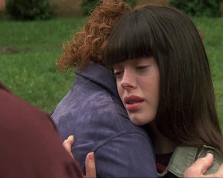 Charmed-Online-dot-410APaigeFromThePast1948.jpg