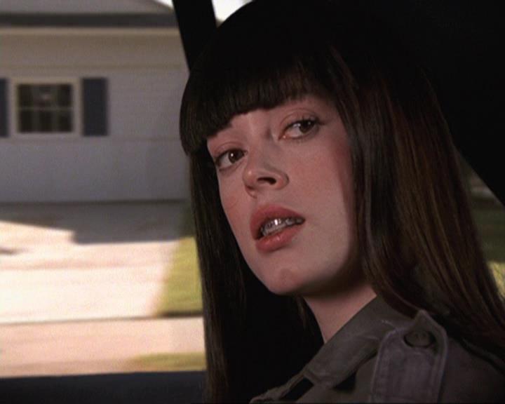 Charmed-Online-dot-410APaigeFromThePast2002.jpg