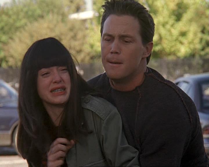 Charmed-Online-dot-410APaigeFromThePast2042.jpg