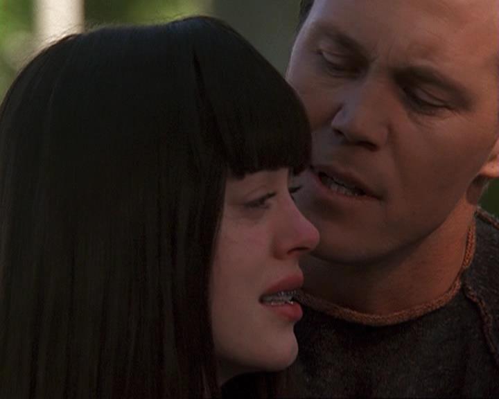Charmed-Online-dot-410APaigeFromThePast2050.jpg