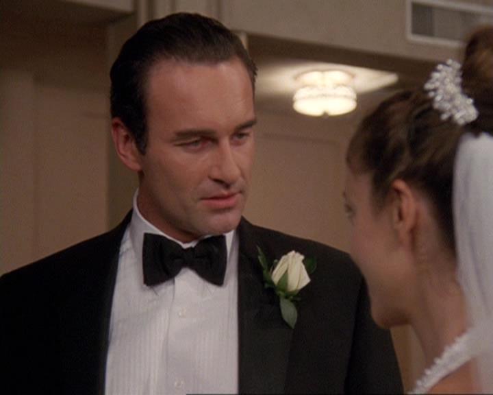 Charmed-Online-dot-410APaigeFromThePast2157.jpg