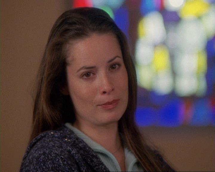 Charmed-Online-dot-410APaigeFromThePast2333.jpg