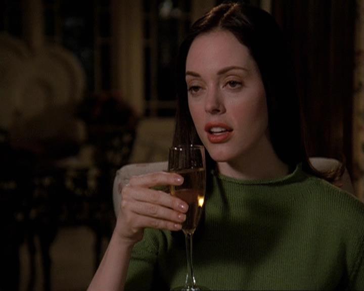 Charmed-Online-dot-410APaigeFromThePast2349.jpg