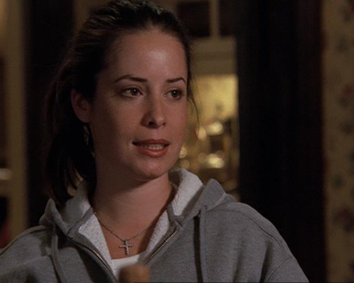 Charmed-Online-dot-410APaigeFromThePast2351.jpg