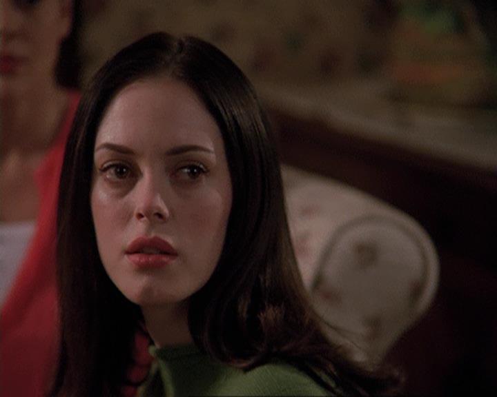 Charmed-Online-dot-410APaigeFromThePast2392.jpg