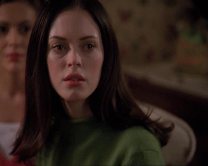 Charmed-Online-dot-410APaigeFromThePast2393.jpg