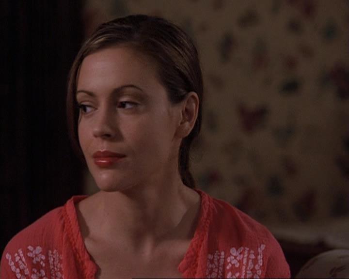 Charmed-Online-dot-410APaigeFromThePast2420.jpg