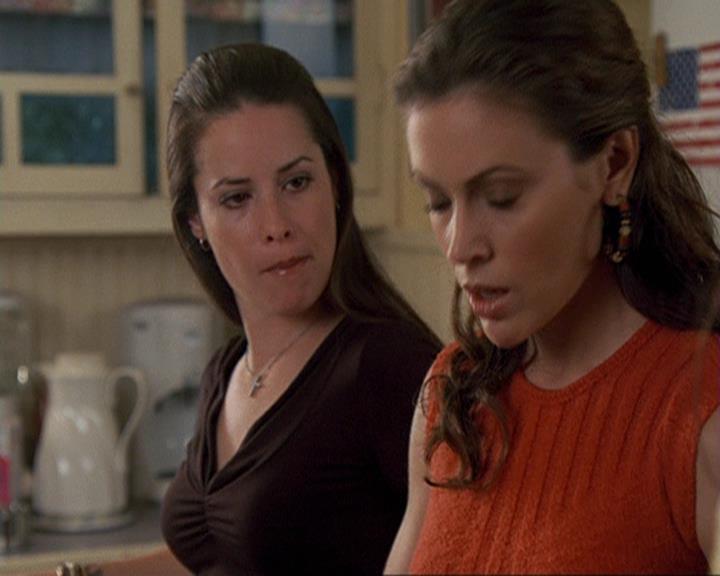 Charmed-Online-dot-411TrialByMagic0025.jpg