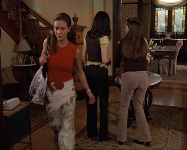 Charmed-Online-dot-411TrialByMagic0080.jpg