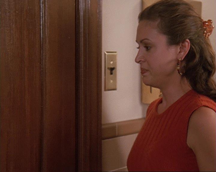 Charmed-Online-dot-411TrialByMagic0948.jpg