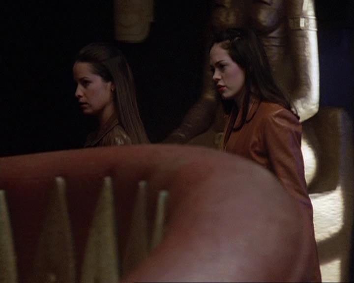 Charmed-Online-dot-411TrialByMagic1328.jpg