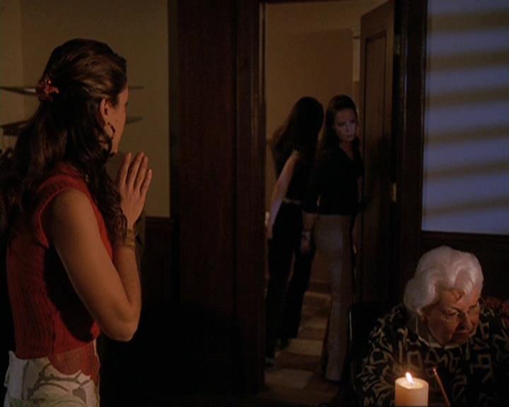 Charmed-Online-dot-411TrialByMagic1779.jpg