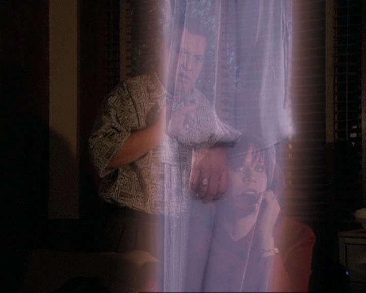 Charmed-Online-dot-411TrialByMagic1814.jpg Charmed-Online-dot-411TrialByMagic1814.jpg