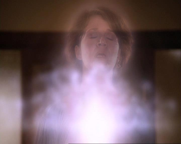 Charmed-Online-dot-411TrialByMagic1878.jpg