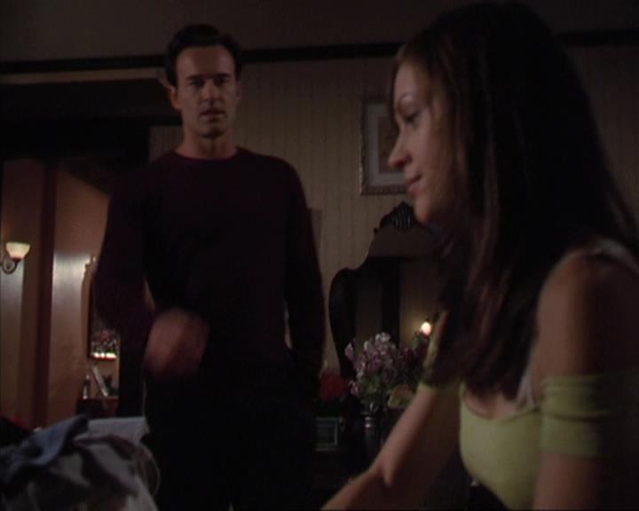 Charmed-Online-dot-412LostAndBound0014.jpg
