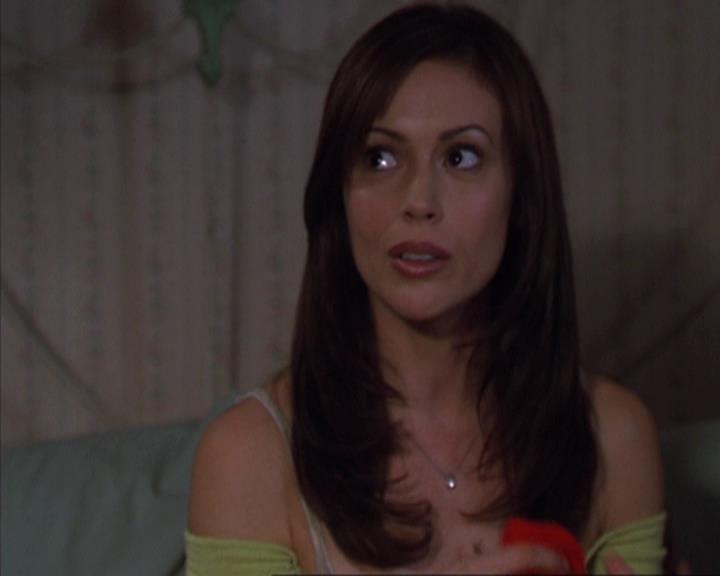 Charmed-Online-dot-412LostAndBound0032.jpg