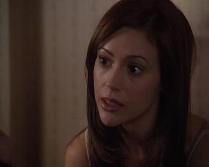 Charmed-Online-dot-412LostAndBound0122.jpg